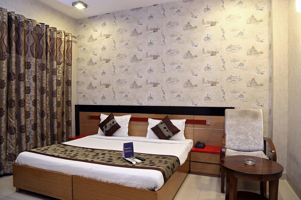 Fabhotel Signature Cyber Park Delhi  Buitenkant foto
