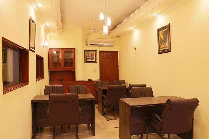 Fabhotel Signature Cyber Park Delhi  Buitenkant foto