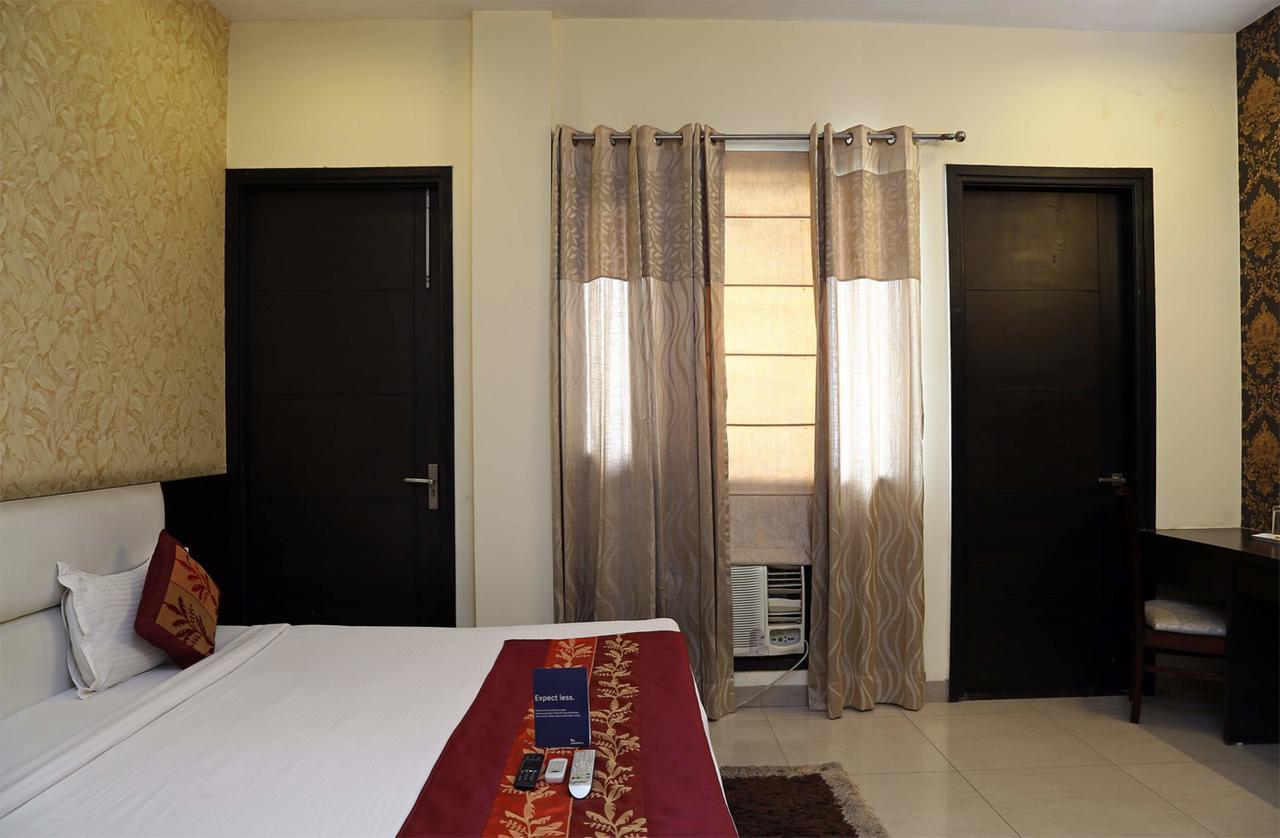 Fabhotel Signature Cyber Park Delhi  Buitenkant foto