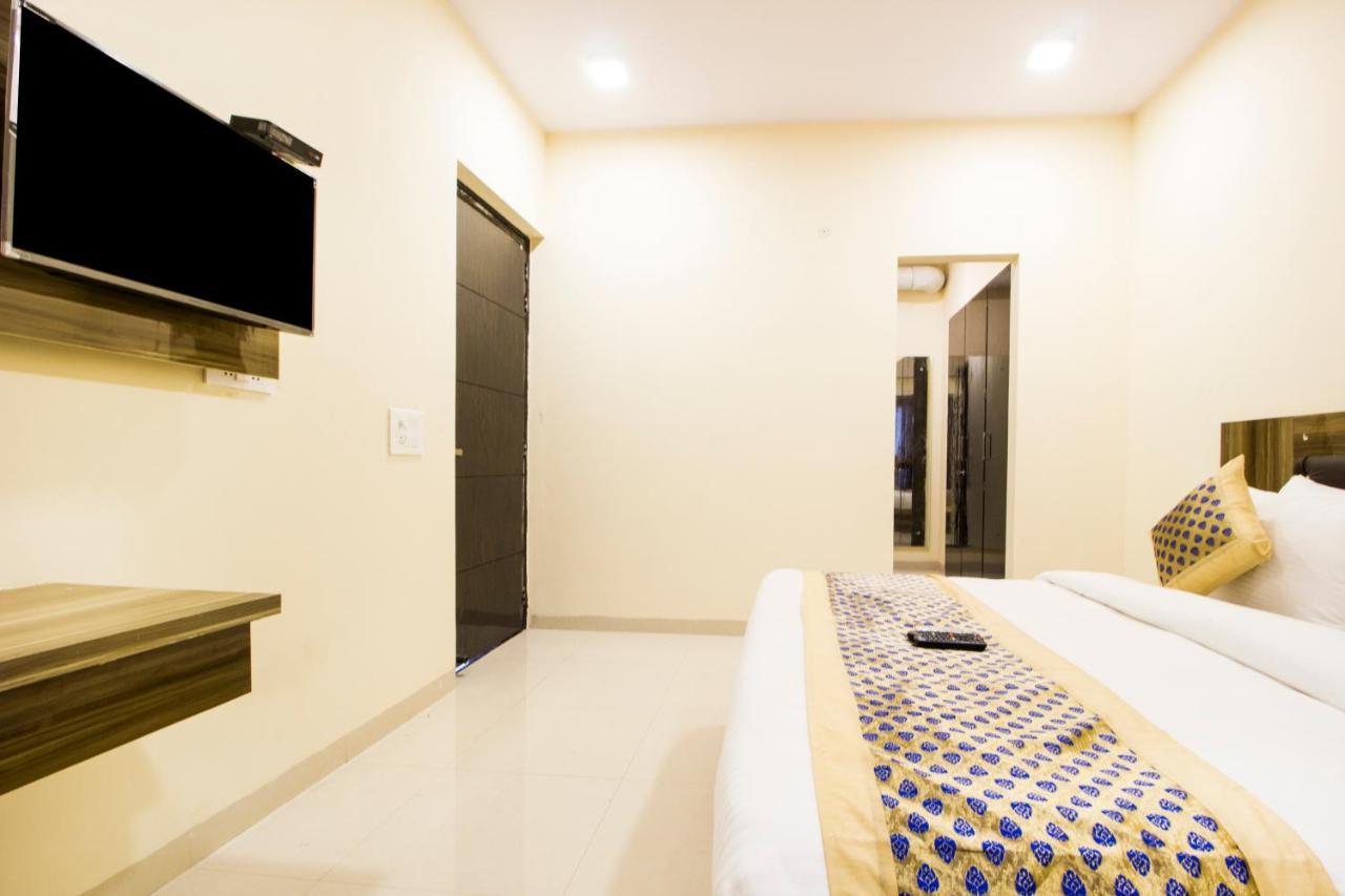 Fabhotel Signature Cyber Park Delhi  Buitenkant foto