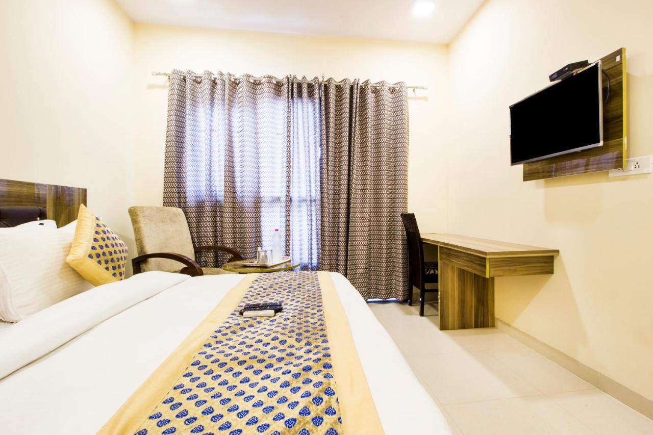 Fabhotel Signature Cyber Park Delhi  Buitenkant foto