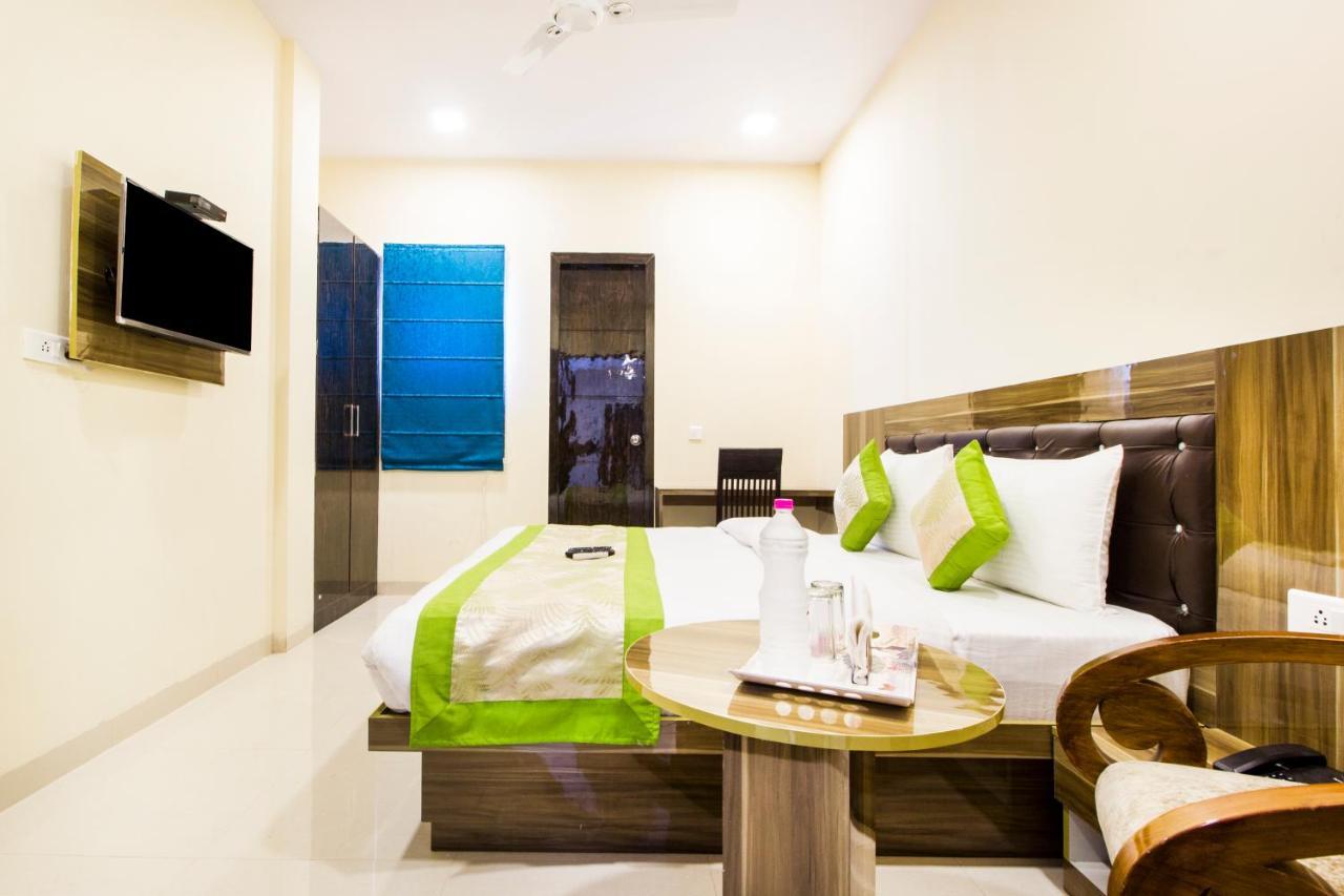 Fabhotel Signature Cyber Park Delhi  Buitenkant foto