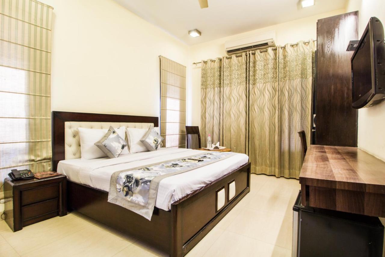 Fabhotel Signature Cyber Park Delhi  Buitenkant foto
